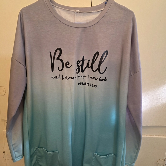 Never Worn "Be Still" Crewneck Tunic- Size Medium - Picture 1 of 3
